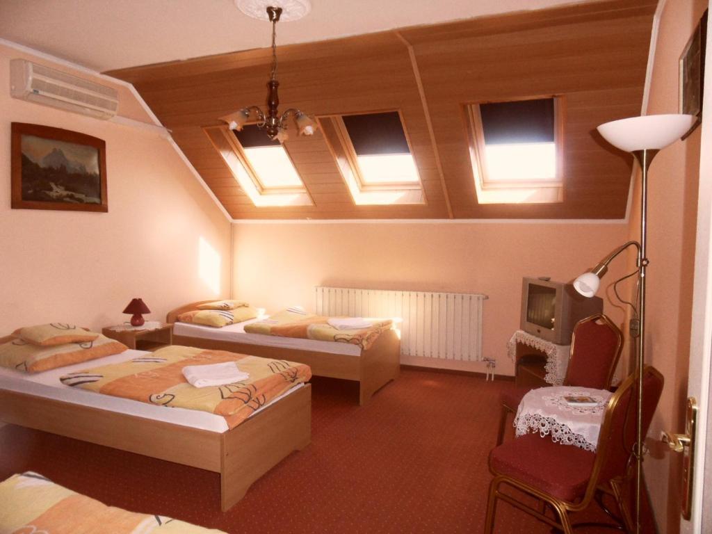 Bed and Breakfast Kalman Panzio Сегед Номер фото