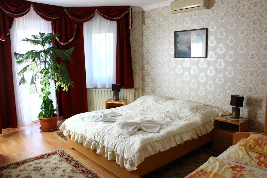 Bed and Breakfast Kalman Panzio Сегед Екстер'єр фото